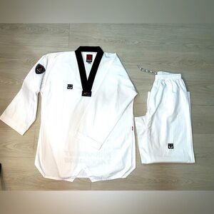 VTG Mooto World Taekwondo Federation Uniform Set White